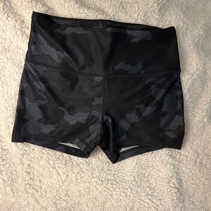 Prana Black Camo running/athlethic shorty shorts